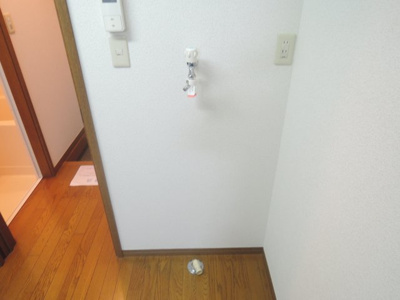 【設備】 | セゾン井上 | 洗濯機置き場　※写真は102号室