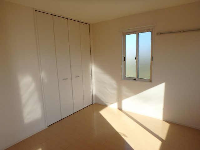 リビングタウン飯岡新田Ⅱの寝室