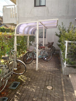 【駐車場】