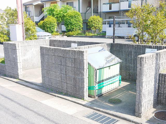 バーベナ光台I棟のその他共用部分|ゴミ捨て場