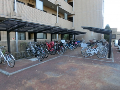 【その他共用部分】 | グリーンパレス石川 | 駐輪場☆バイク可