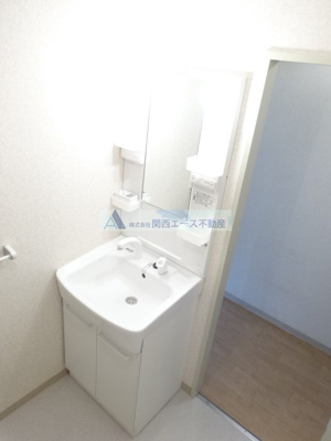 【独立洗面台】 | グランドシャトー山本｜敷金礼金０円！駐車場8,000円の格安物件！｜