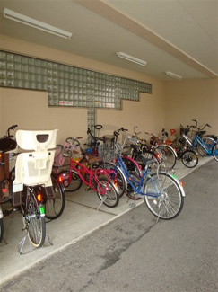 【駐車場】