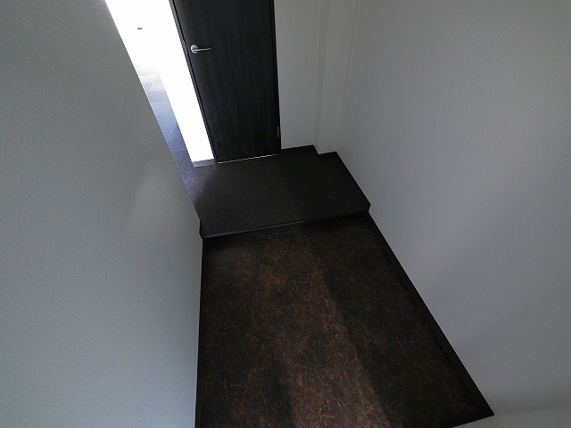 古橋ビルの玄関