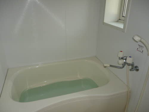 シャーメゾンＡｚｚｕｒｒｉの浴室