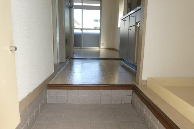 エスポワール老松の玄関