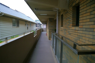 【その他共用部分】 | 甲子園五番館 | 廊下