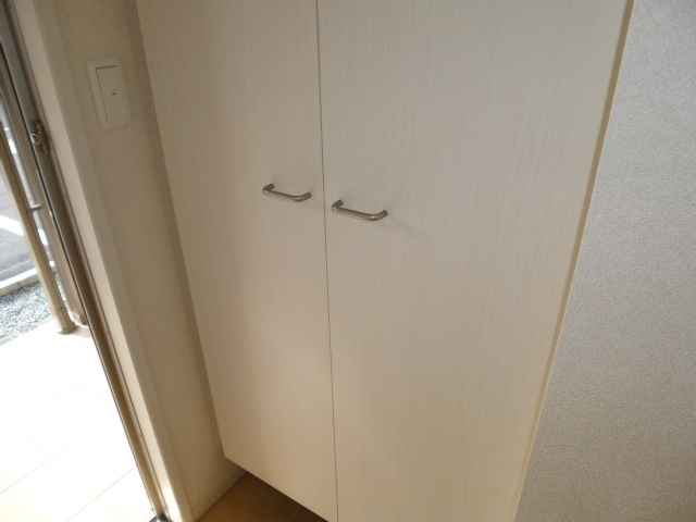わかばⅠの内装|シューズボックス