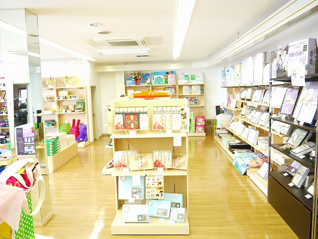 堀尾店舗の内装