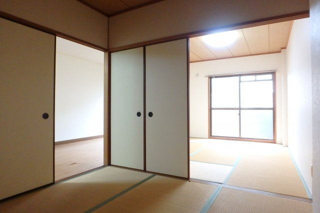 高島ビルの和室