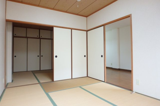 高島ビルの子供部屋