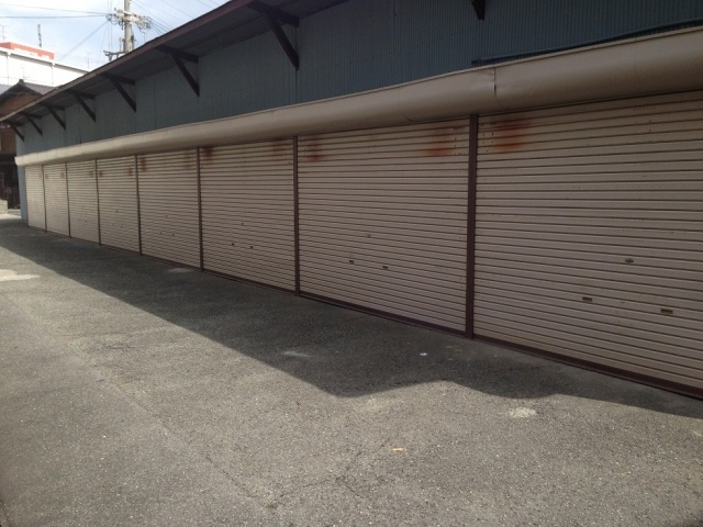 尼崎市下坂部２丁目の倉庫の外観