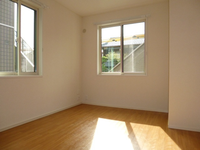 わかばⅡの洋室