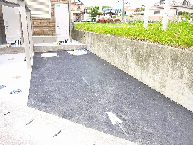 リヴィエール（吐師）の駐車場