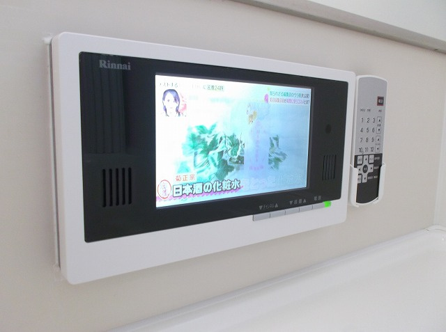 【設備】 | パセオ　フロレスタ　Ｂ | 浴室ＴＶ付き！