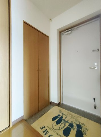 Schon burg〜2005〜の玄関