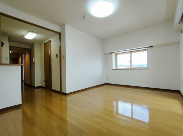 Schon burg〜2005〜の居間・リビング