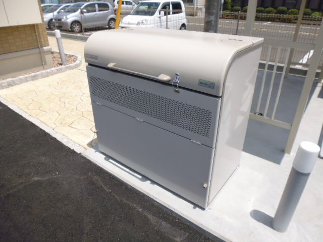 リーフのその他共用部分|敷地内専用ゴミステーション
