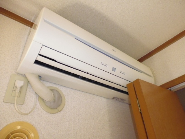 クレストール夏澤Ｂの設備|エアコン