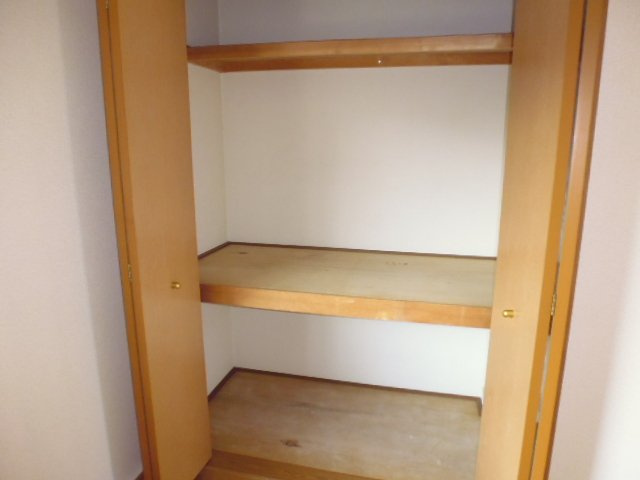 クレストール夏澤Ｂの収納