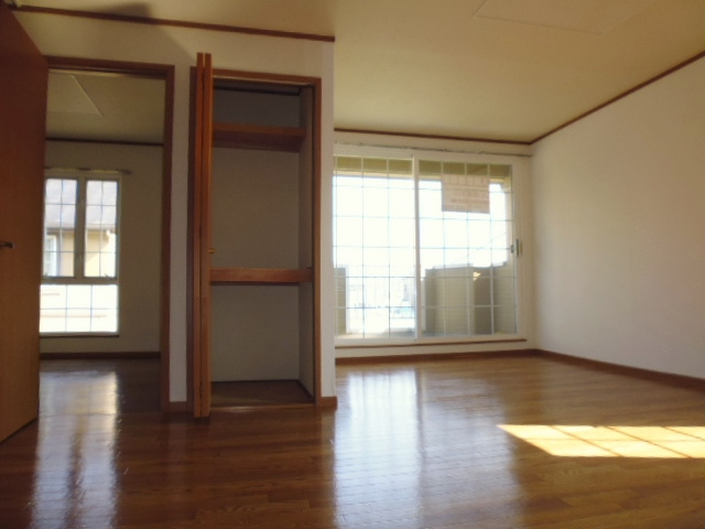 クレストール夏澤Ｂの居間・リビング