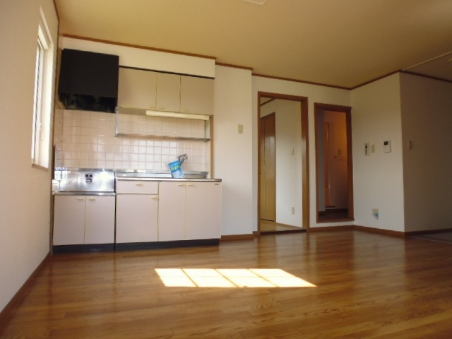 クレストール夏澤Ｂの居間・リビング