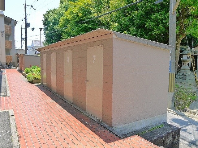 平田トランクルームの外観