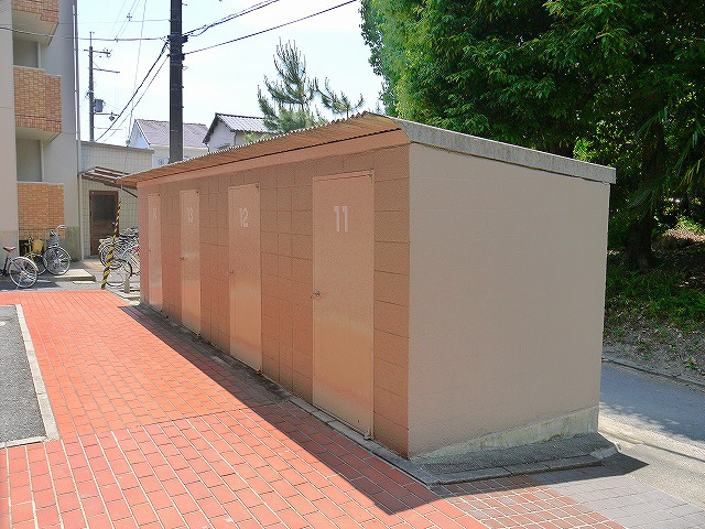 平田トランクルームの外観