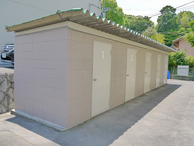 平田トランクルームの外観
