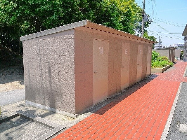 平田トランクルームの外観