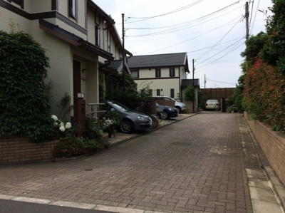 【周辺】 | 浜田山３丁目戸建賃貸住宅 | インターロッキングの前面道路　浜田山３丁目戸建賃貸住宅