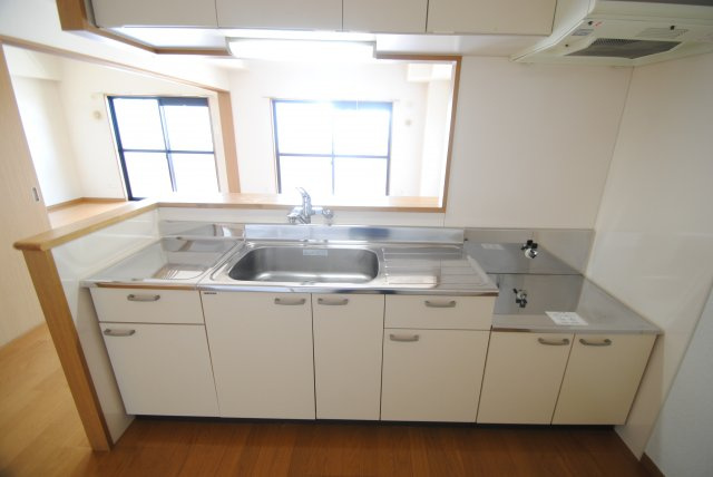 久留米市東合川５丁目の賃貸マンションのキッチン