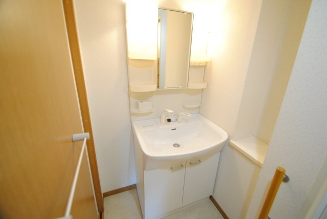 久留米市東合川５丁目の賃貸マンションの独立洗面台