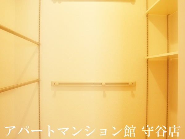 アルティスタBの収納