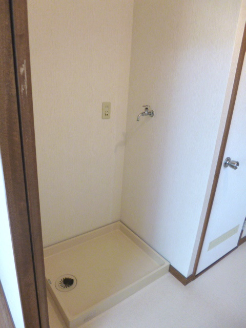 コーポ萩原のその他|室内洗濯機置場