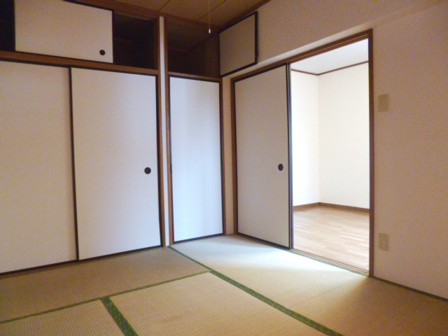 コーポ萩原の和室