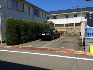 【駐車場】
