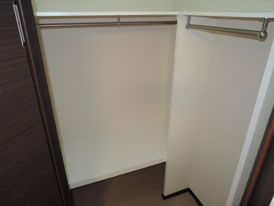 【収納】 | レオネクストリバーサイド柏原 | ☆ウォークインクローゼット☆