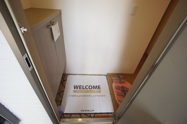 メゾン森Ⅹの玄関