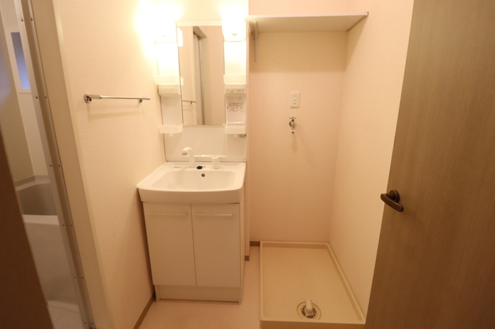 メゾン森Ⅹの独立洗面台