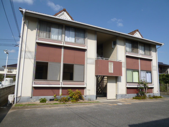 総社市総社のアパートの外観