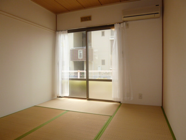 倉敷市酒津のアパートの和室
