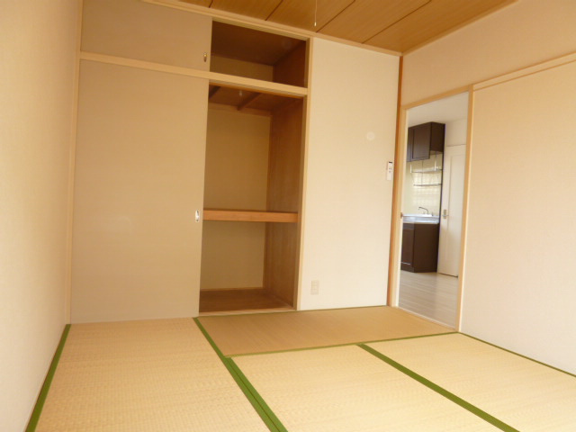 倉敷市酒津のアパートの寝室|和室→洋室変更