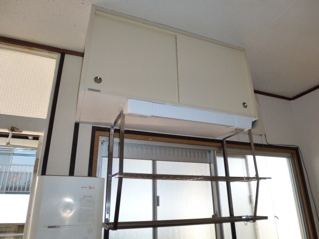 野田マンションＣのキッチン|キッチン上収納