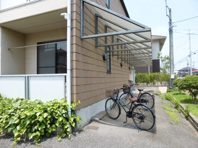 倉敷市上東のアパートのその他共用部分|自転車置き場