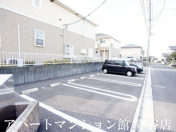 アウローラⅠの駐車場