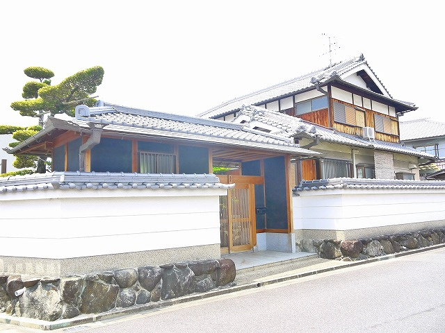 森本邸（八条町）の外観