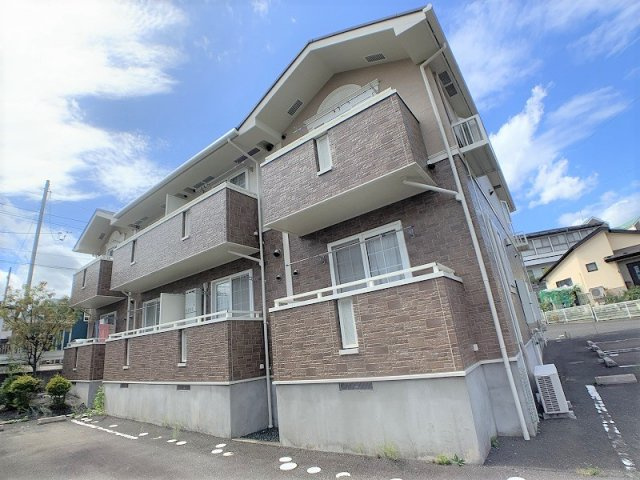 グローリーハウスの外観