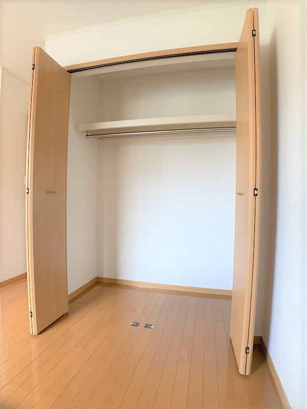 グローリーハウスの収納