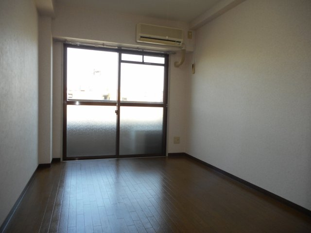 【居間・リビング】 | ルームド・ワン